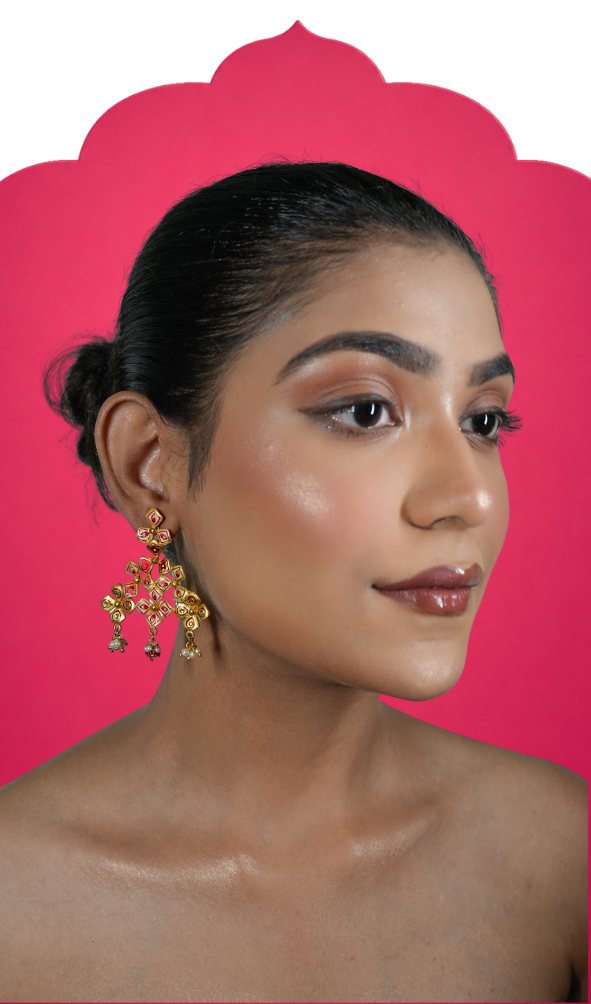 FLOWER PYRAMID EARRINGS